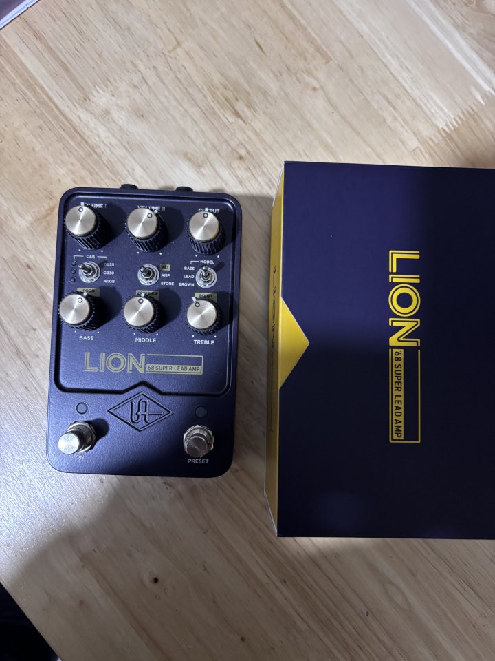 Universal Audio LION '68 Super Lead Amp