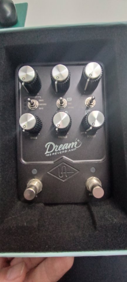 Dream '65 Reverb amplifier Universal Audio FX
