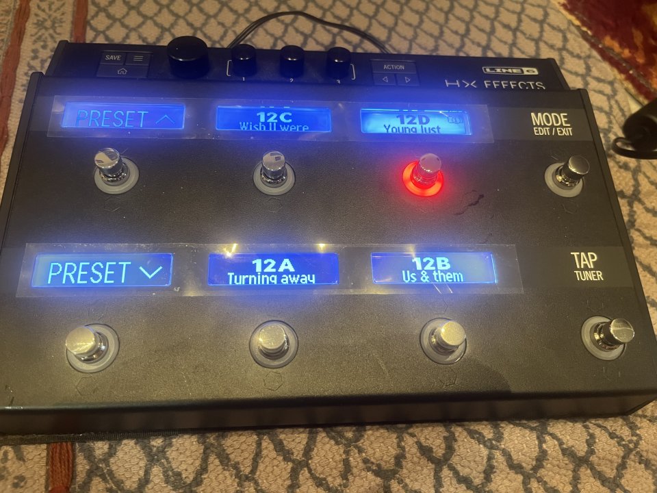 Line 6 Hx Effects de segunda mano · Foto 1 de 4 · Madrid · 450 €