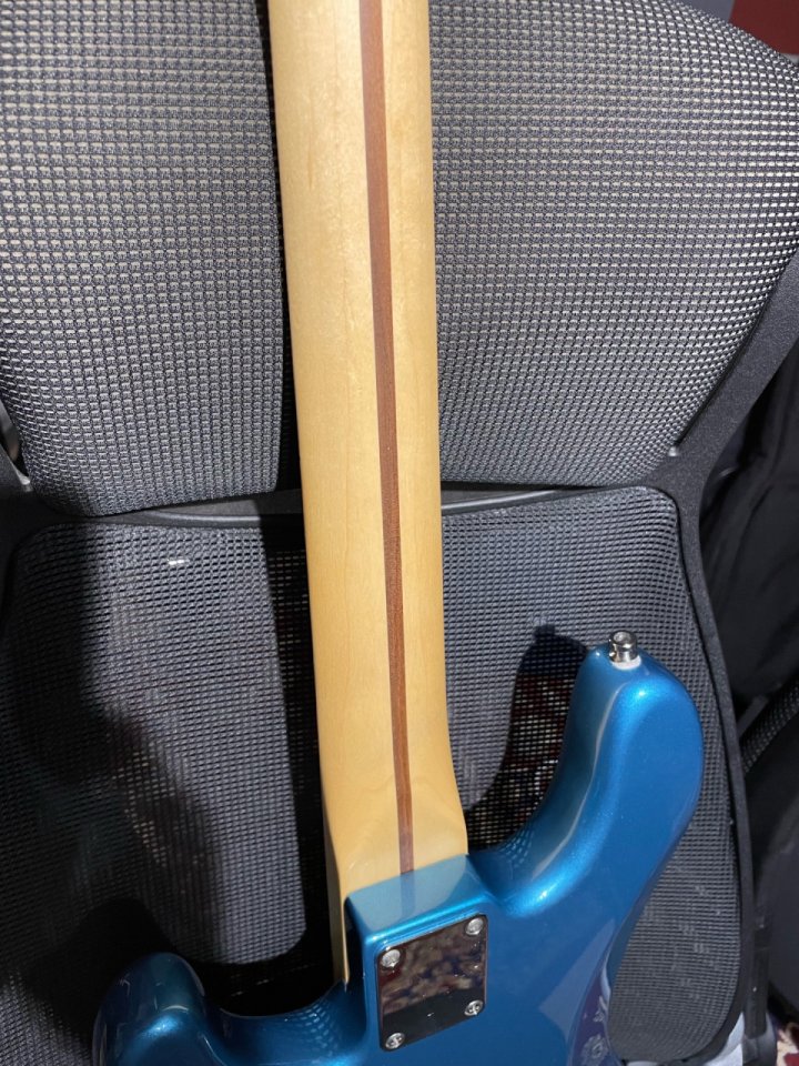 Fender Precision Bass Standard MIM + Hardcase de segunda mano · Foto 7 de 7 · Madrid · 850 €