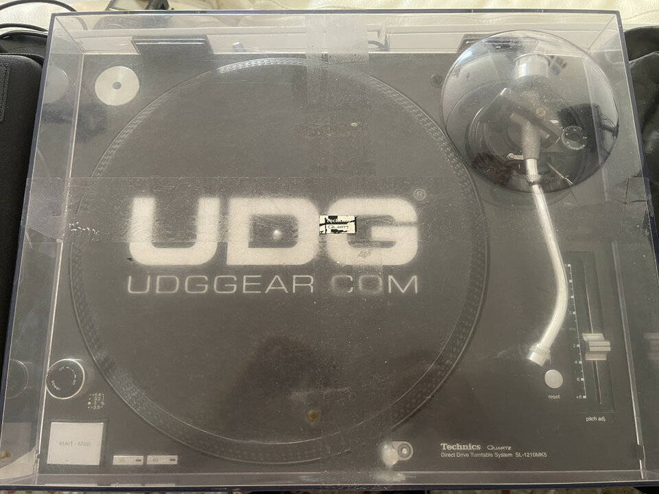 Technics Sl1210 MK5 de segunda mano · Foto 3 de 3 · Alicante · 700 €