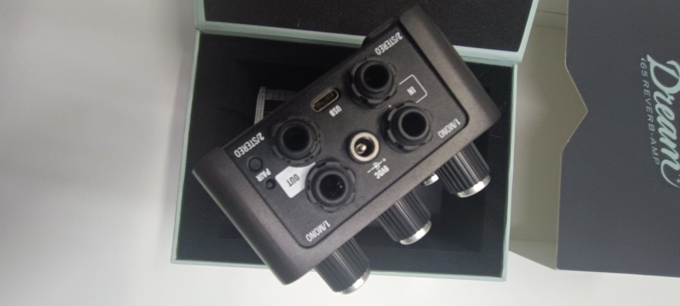 Dream '65 Reverb amplifier Universal Audio FX