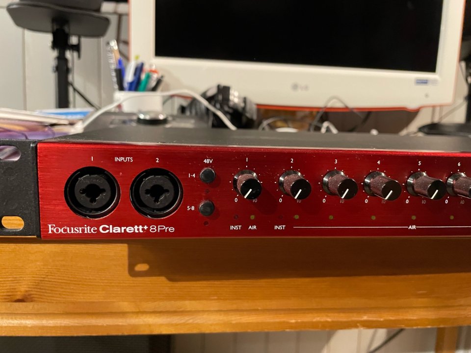 Focusrite Clarett+ 8Pre USB 18x20 - Como nueva de segunda mano · Foto 2 de 3 · Madrid · 480 €