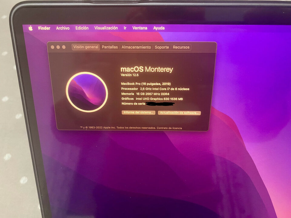 Apple MacBook Pro i7 16” 6 core 16 GB