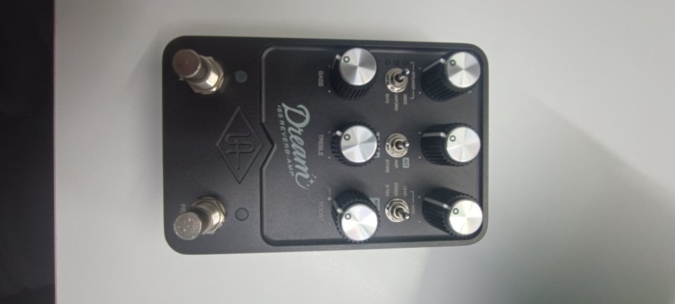 Dream '65 Reverb amplifier Universal Audio FX