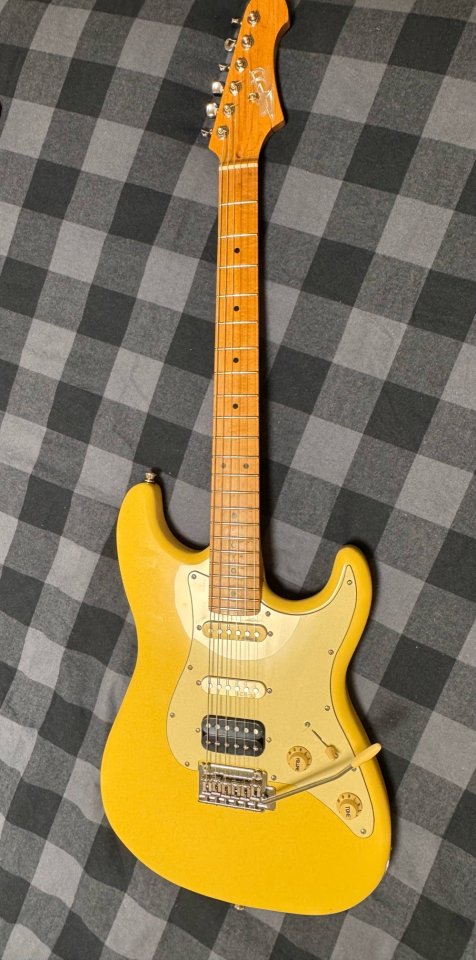Guitarra eléctrica JET JS - 400