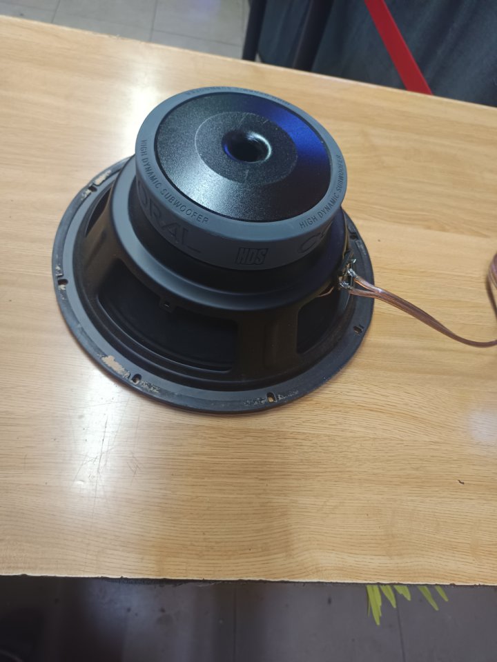 Altavoz CORAL HDS-812