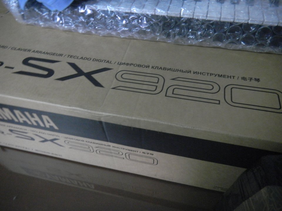 YAMAHA PSR-SX920 Re-Estreno