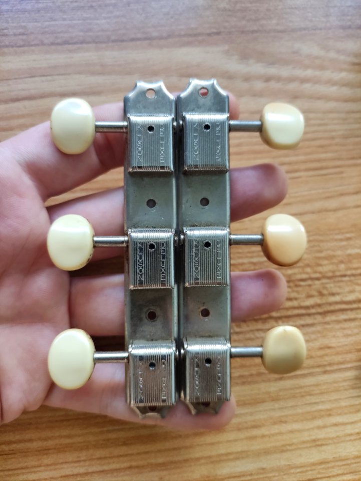 Clavijas Gibson Kluson Deluxe Vintage 1960s de segunda mano · Foto 2 de 4 · Barcelona · 200 €