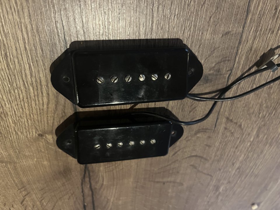 Pastillas P90 Dog Ear Lindy Fralin de segunda mano · Murcia · 200 €