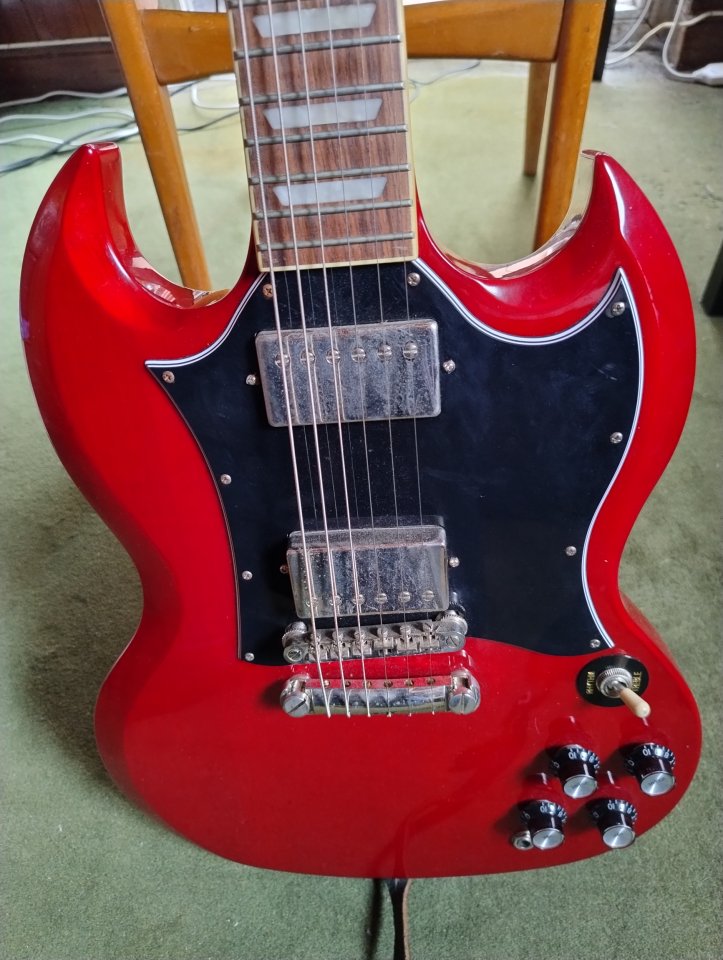 Epiphone SG Standard Cherry de segunda mano · Foto 4 de 5 · Bizkaia · 395 €