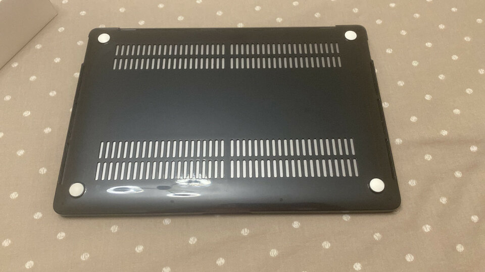 Apple MacBook Pro i7 16” 6 core 16 GB