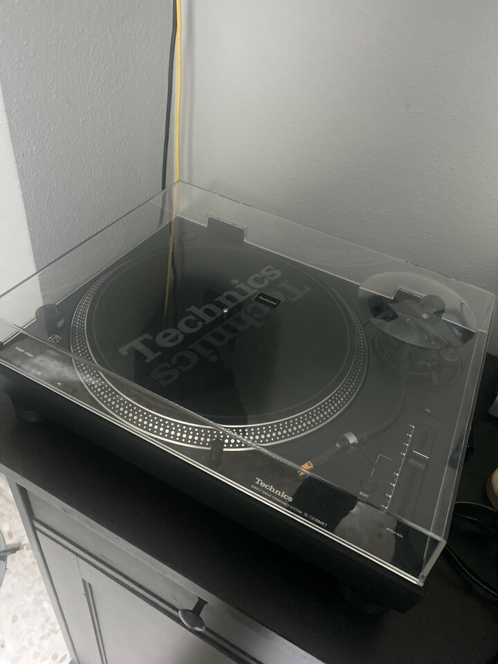 Technics sl1200 mk7