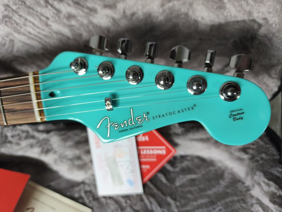 Fender Stratocaster American Professional II – Edición Limitada – Seafoam Green