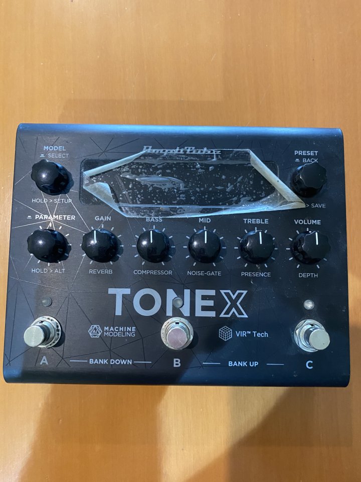 ToneX de Ik Multimedia