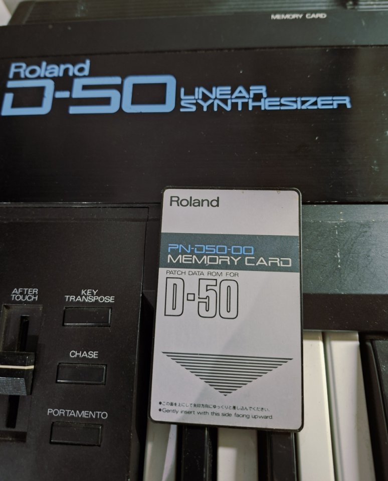 Roland D-50 con tarjetas de segunda mano · Foto 5 de 5 · Barcelona · 500 €