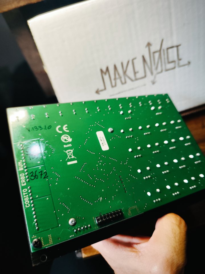 Make noise René v2 de segunda mano · Foto 3 de 4 · Madrid · 420 €