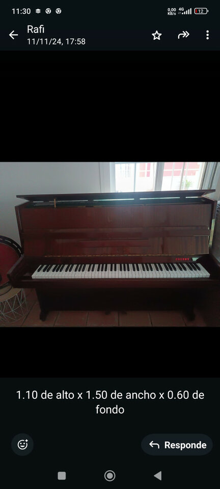 Piano vertical marca Cherny