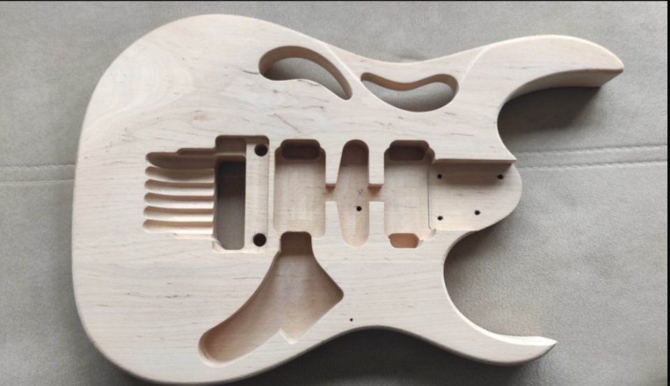 Cuerpo de guitarra Ibanez ‘Pia’ Steve Vai de segunda mano · Navarra · 120 €