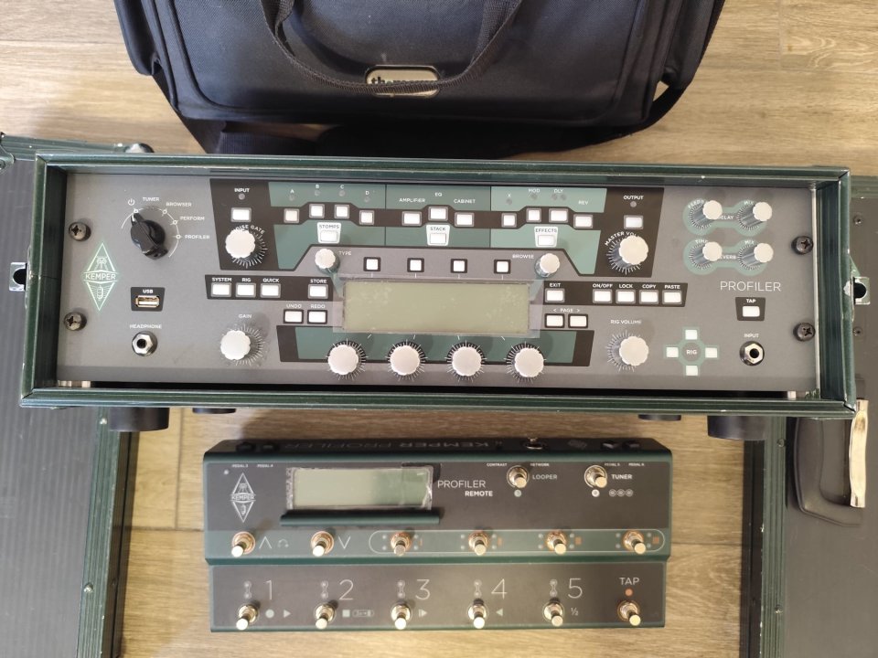 Kemper Profiler + Rack + Remote + Funda Remote