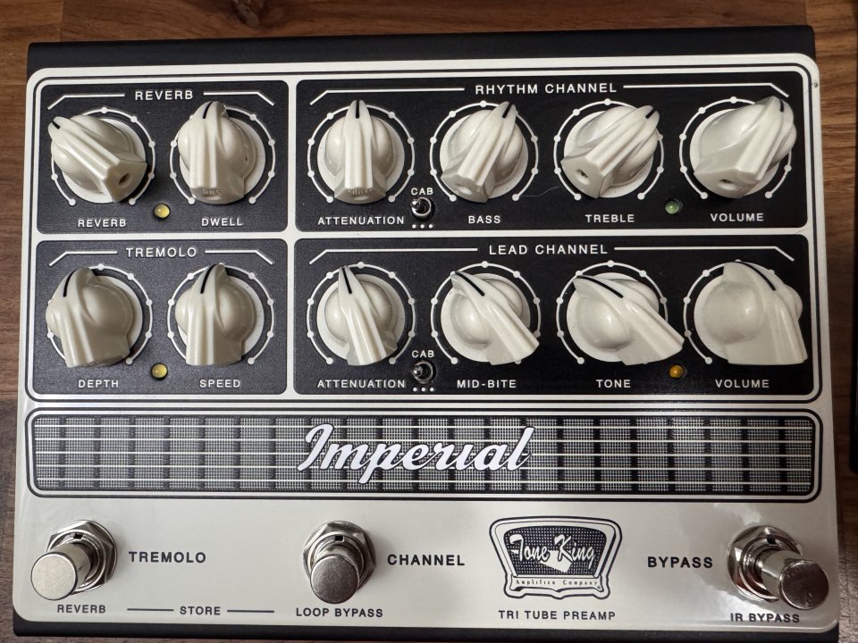 Tone King Imperial Tri-Tube Preamp de segunda mano · Foto 4 de 8 · SC Tenerife · 500 €