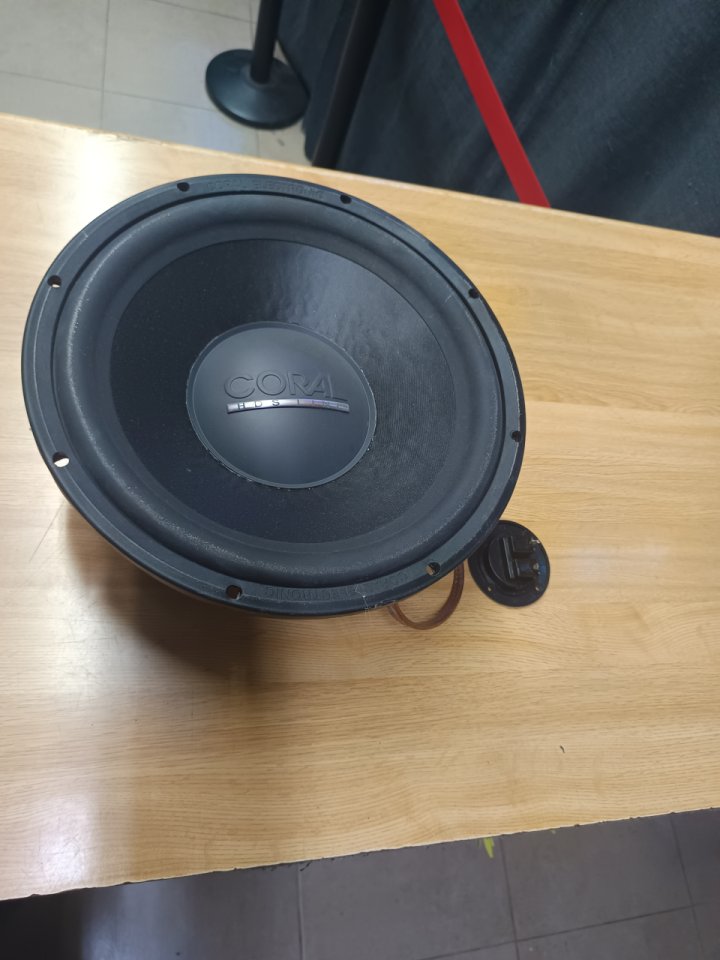 Altavoz CORAL HDS-812