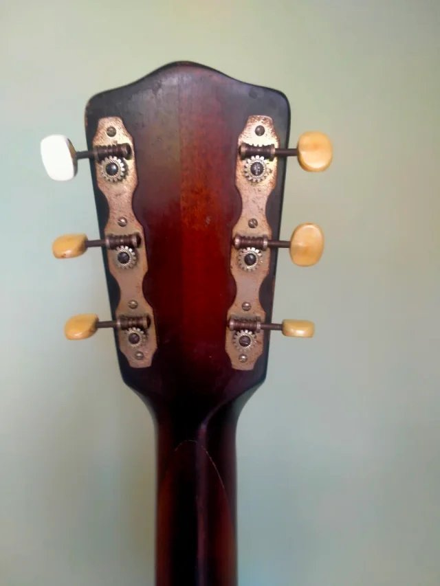 Guitarra Framus The Hawk años 60 de segunda mano · Foto 5 de 10 · Valencia · 100 €