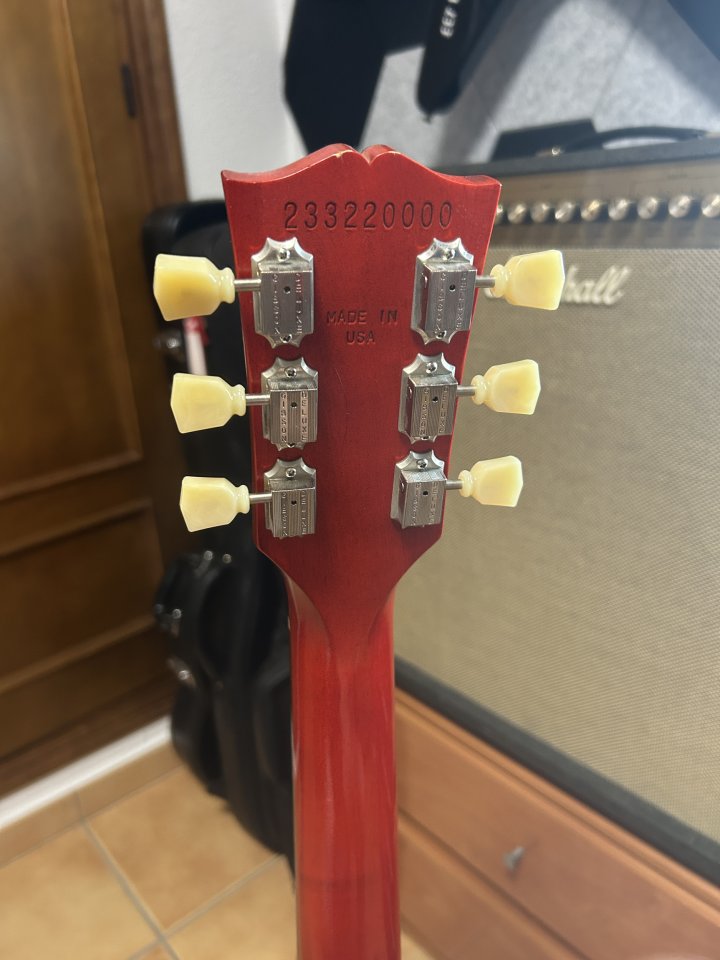 Gibson Les Paul Tribute 2023 de segunda mano · Foto 6 de 8 · Cádiz · 900 €