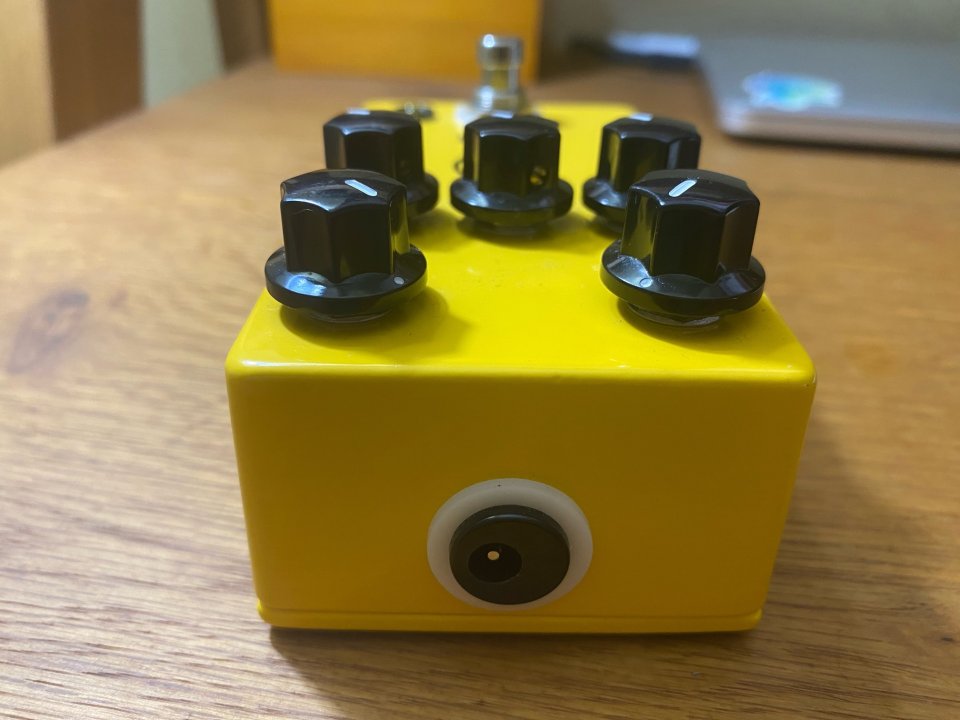 JHS Charlie Brown V4 de segunda mano · Foto 5 de 10 · Pontevedra · 150 €