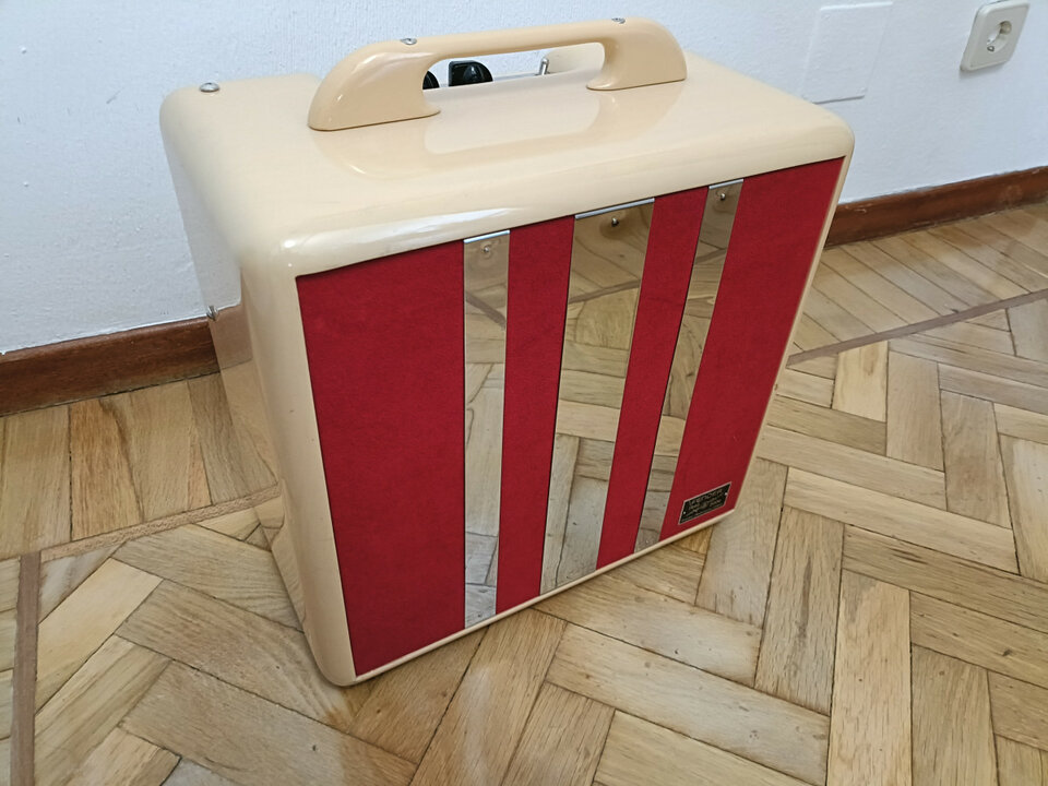 Fender Woody Pro Jr 15 watts 60 aniversario RESERVADO