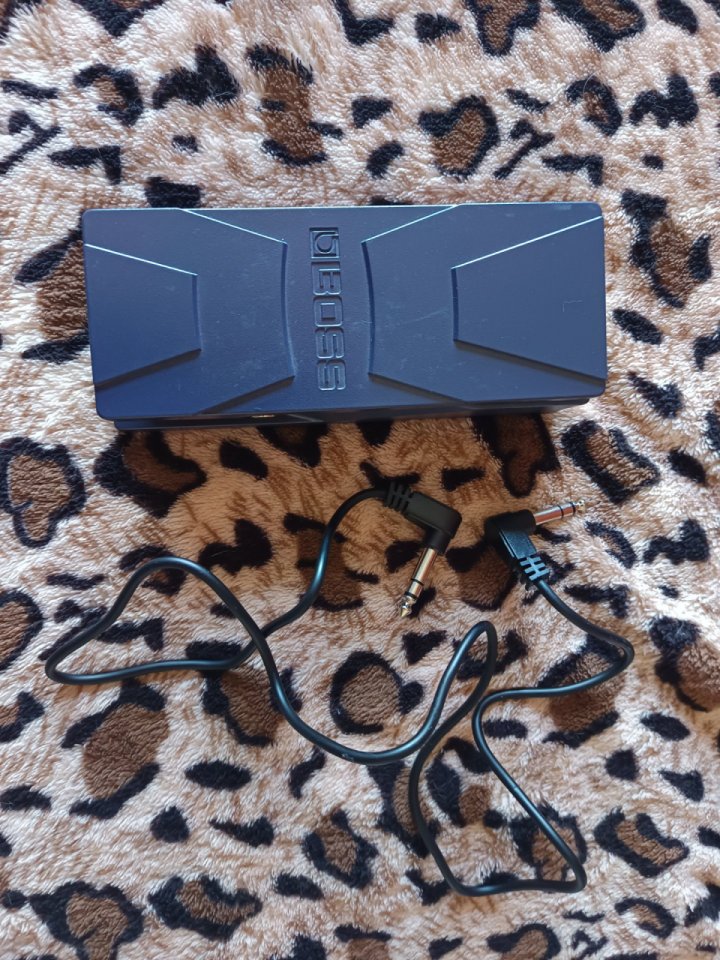 Boss ev30 pedal de expresión de segunda mano · Foto 1 de 3 · Madrid · 75 €