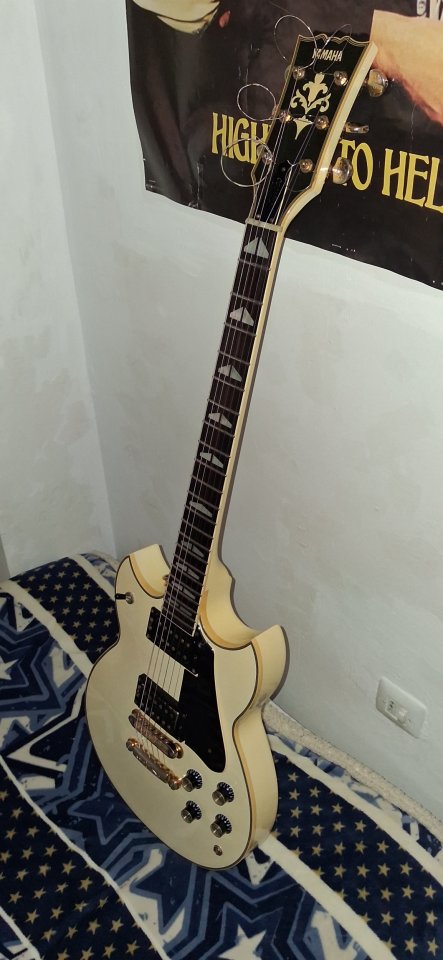 Yamaha sg1000 de segunda mano · Foto 4 de 10 · Barcelona · 980 €