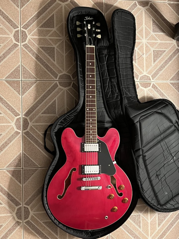 Guitarra eléctrica Tokai UES86 de segunda mano · Foto 1 de 5 · Barcelona · 650 €