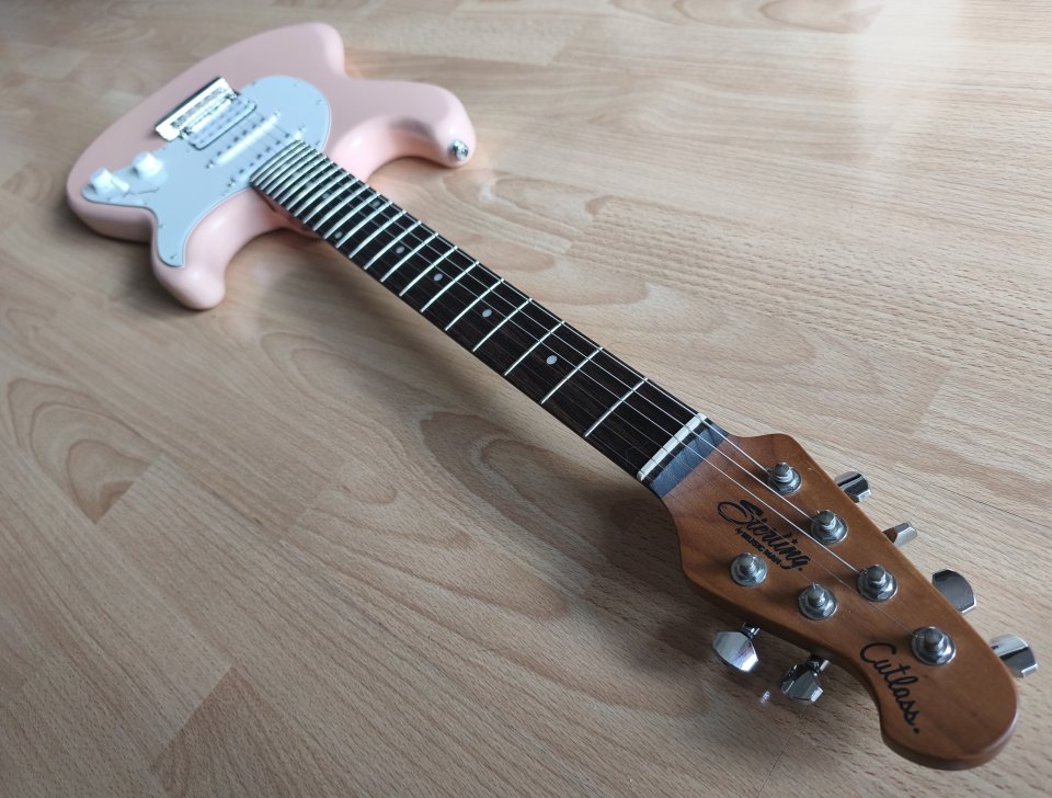 Sterling Cutlass CT50 HSS Pink Satin de segunda mano · Foto 3 de 5 · Madrid · 470 €