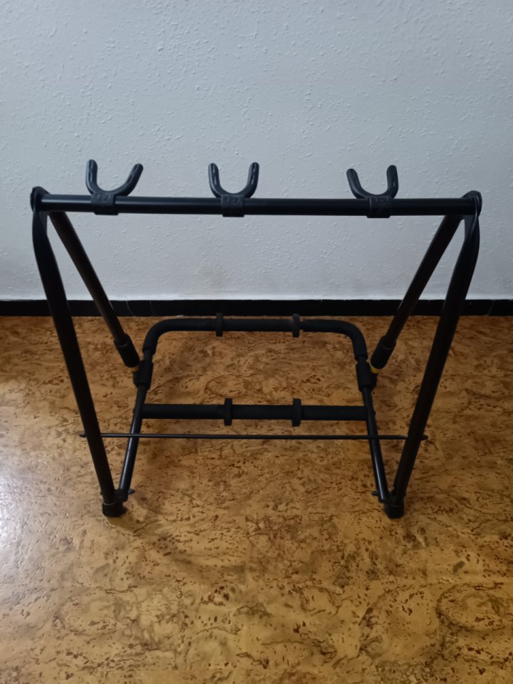 Soporte triple Hercules Stands HCGS-523B