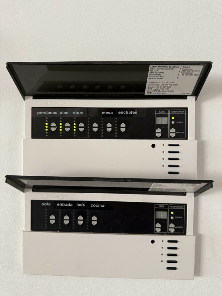 Lutron Gráfic  Eye regulador iluminación