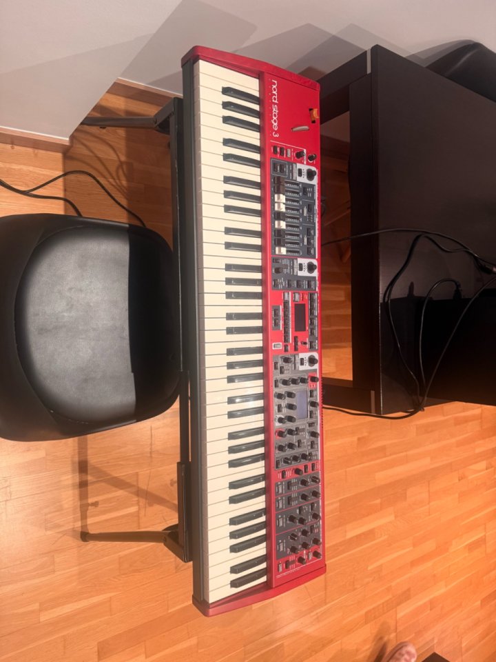 Nord Stage 3 compact