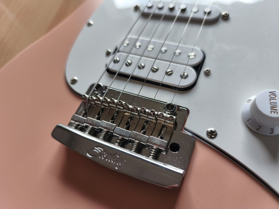 Sterling Cutlass CT50 HSS Pink Satin de segunda mano · Foto 5 de 5 · Madrid · 470 €