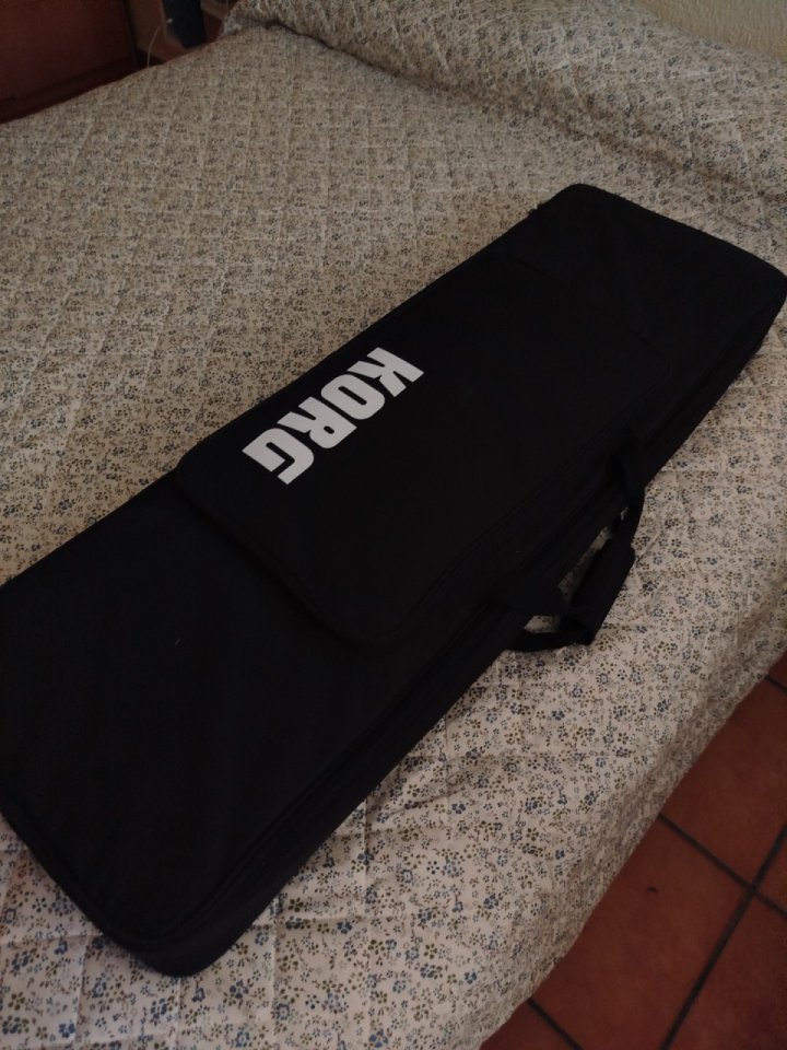 Korg Krome EX 61+Extras de segunda mano · Foto 5 de 8 · Valencia · 500 €
