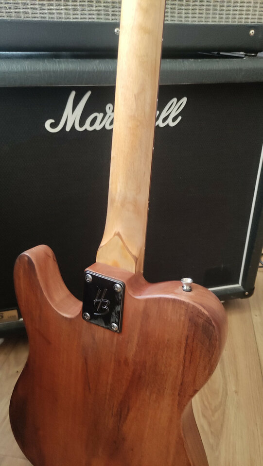 GUITARRA TIPO TELECASTER