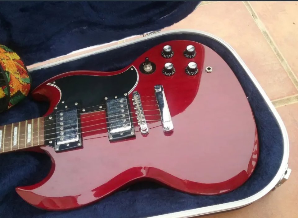 Epiphone SG 400 Coreana de segunda mano · Foto 5 de 8 · Sevilla · 400 €