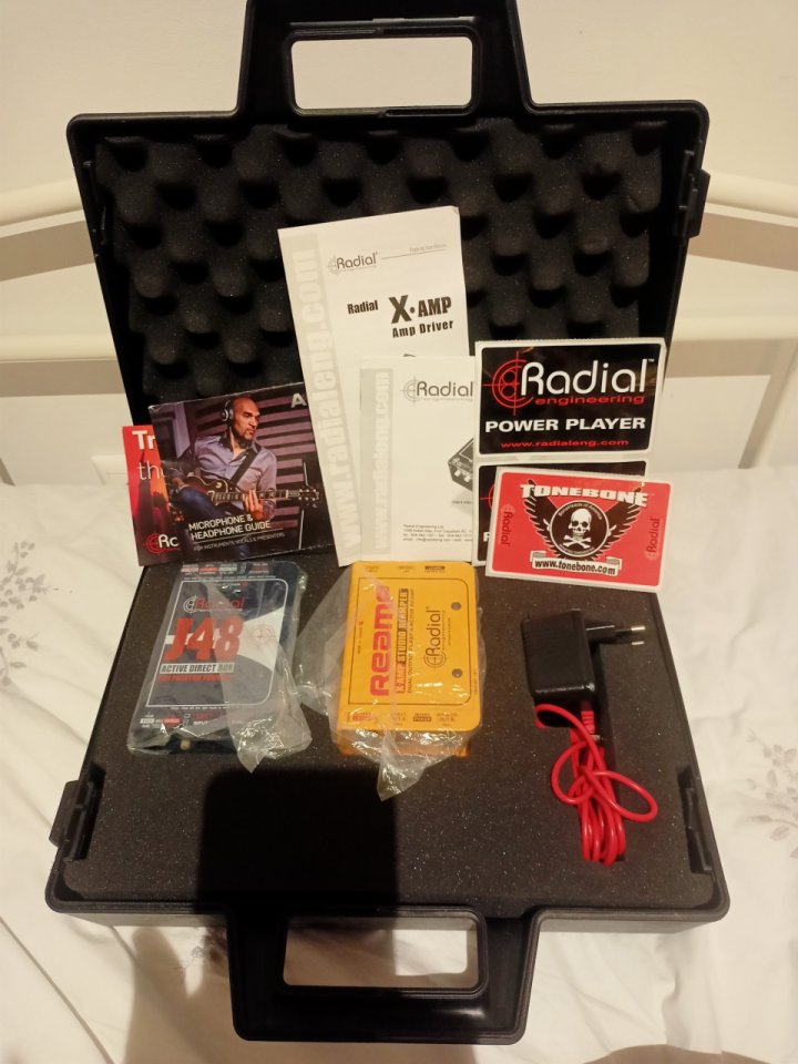 Radial Re-Amp Kit J48 + X-Amp – estado impecable de segunda mano · Foto 1 de 4 · Albacete · 425 €