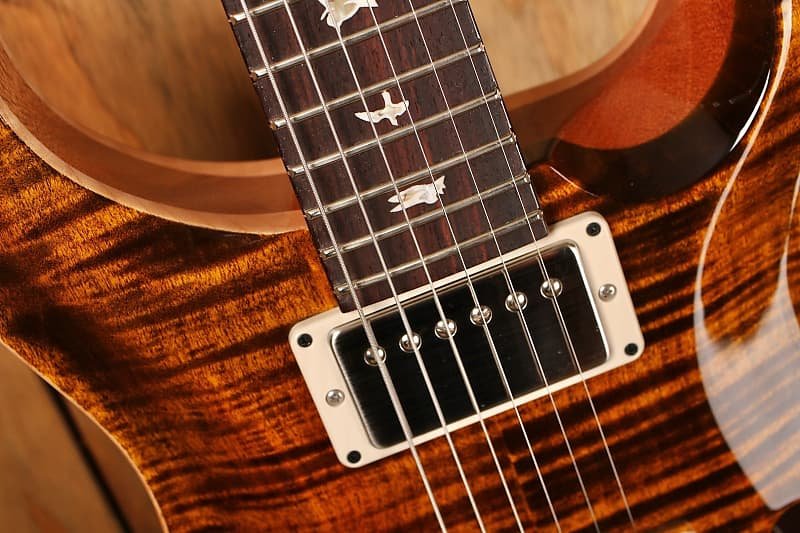 Cambio PRS Hollowbody II Piezo Yellow Tiger de segunda mano · Foto 8 de 8 · A Coruña · 1 €