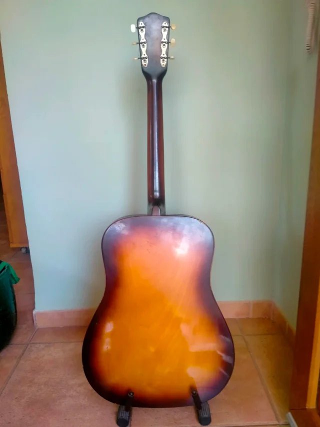 Guitarra Framus The Hawk años 60 de segunda mano · Foto 6 de 10 · Valencia · 100 €