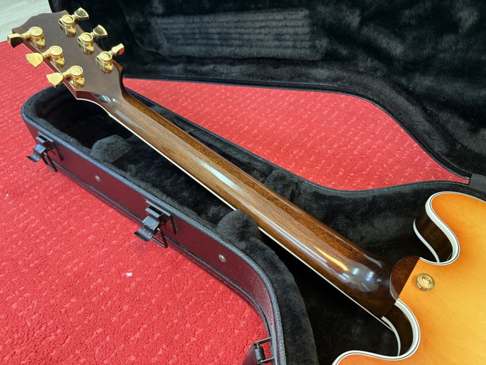 Gibson ES Supreme – Royal Tan Exclusive 2024 de segunda mano · Foto 7 de 10 · Bizkaia · 3900 €