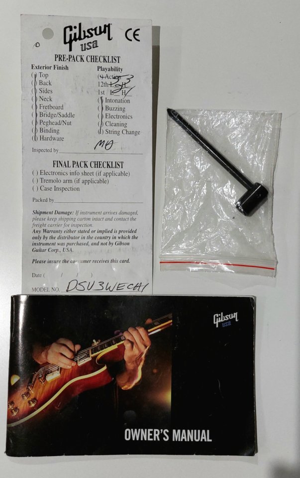 Gibson Flying V faded negra. Modelo 3 pastillas