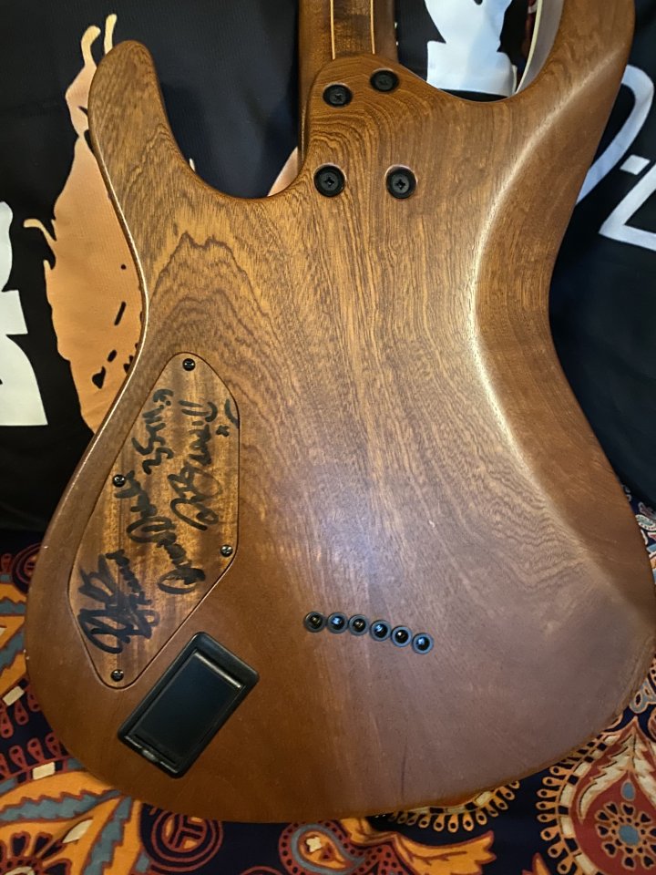 Mayones Setius Gothic 6 + Estuche de segunda mano · Foto 4 de 6 · Madrid · 1850 €