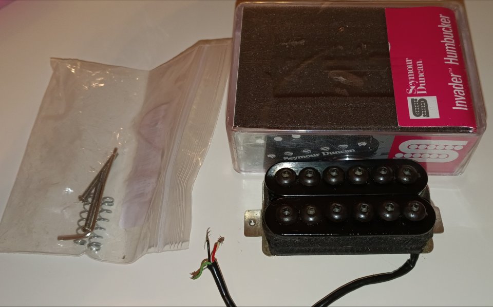 Seymour SH-8b Invader Black de segunda mano · Foto 4 de 5 · Madrid · 80 €