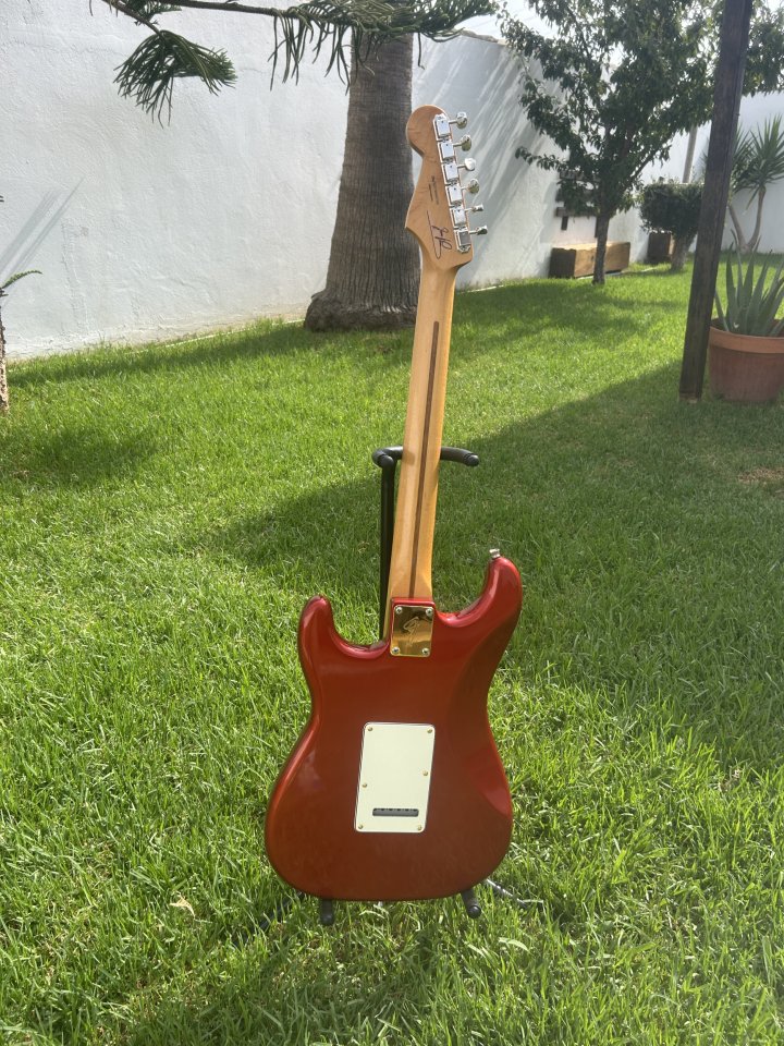 Fender Stratocaster CAR Seymour Duncan de segunda mano · Foto 6 de 9 · Cádiz · 400 €