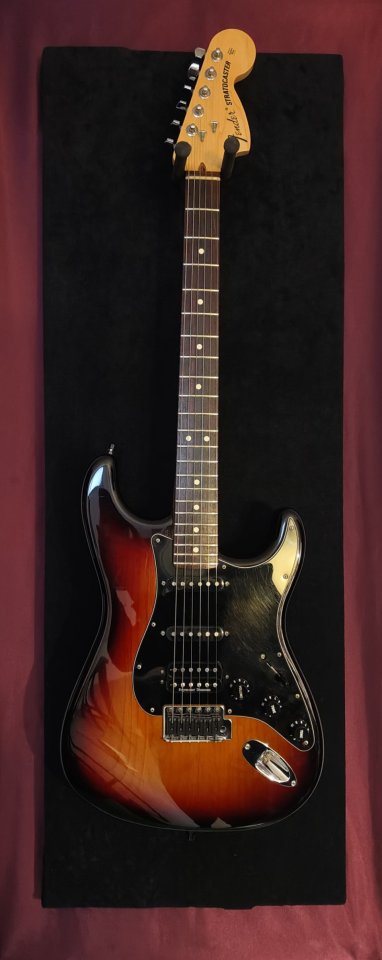 Fender American Special HSS (mejorada)